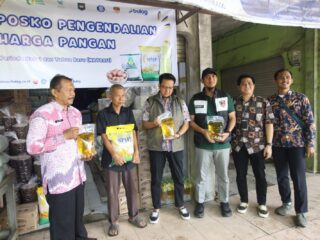 Jelang Ramadan, Bulog Indramayu Pastikan Stok Beras & Minyak Aman