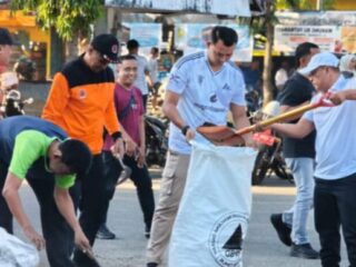 Membangun kebersihan lingkungan hidup .di Pamekasan ..
